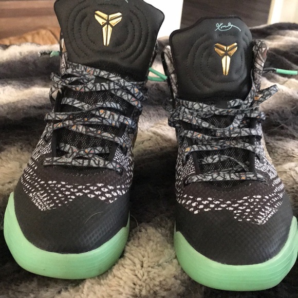 Nike Kobe - Picture 2 of 5